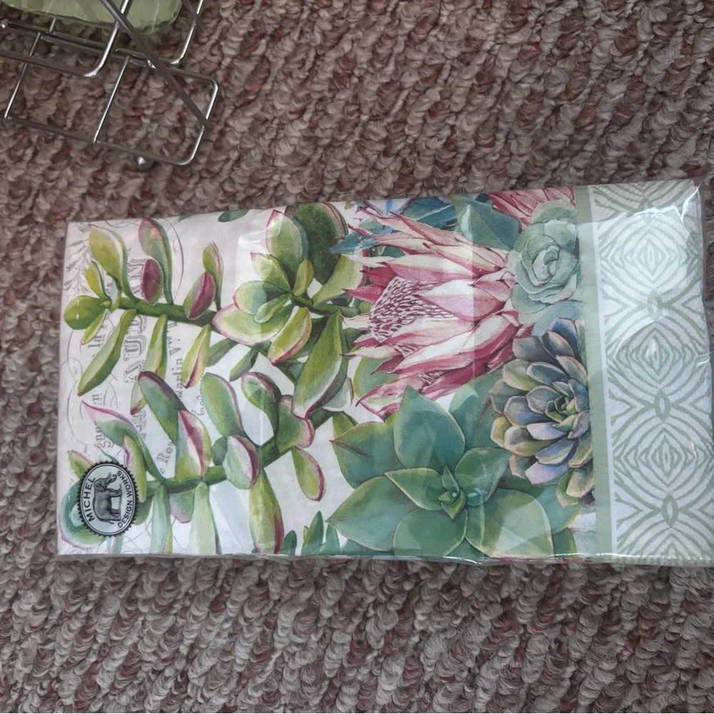 Michel Hand Soap & Matching Napkins - Picture 4 of 4